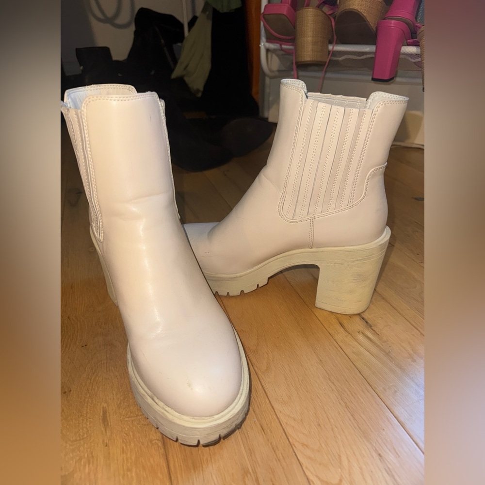 Women's Cream Ankle Boots